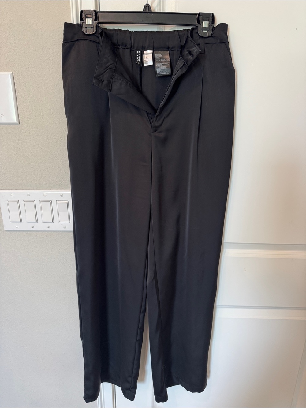 Divided Black Wide-Leg Women's Dress Pants